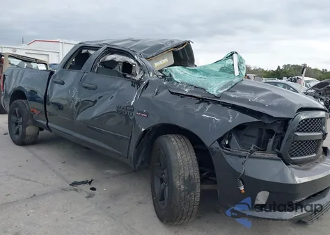 2017 Ram 1500 Express 4X2 6'4 Box из США, поврежденный, VIN 1C6RR6FTXHS752832